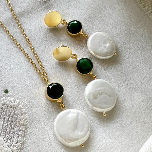 Colour pop beaten pearl neckset