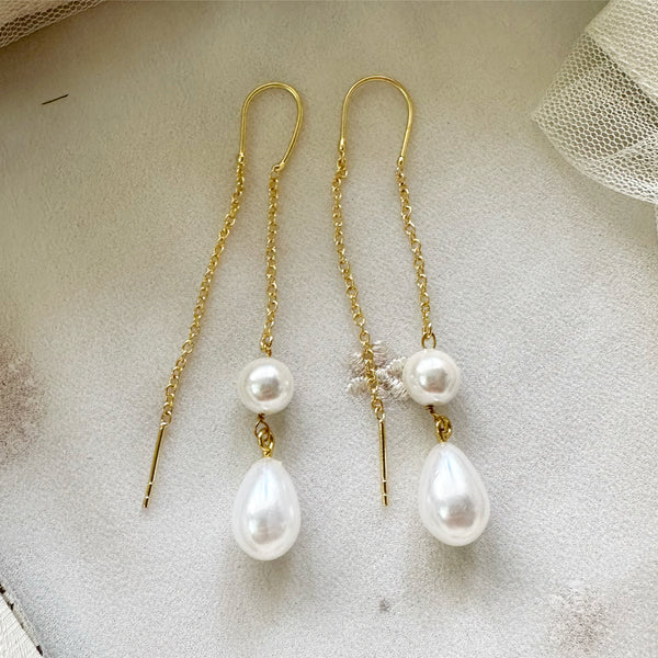 Sui-dhaga tear drop earrings