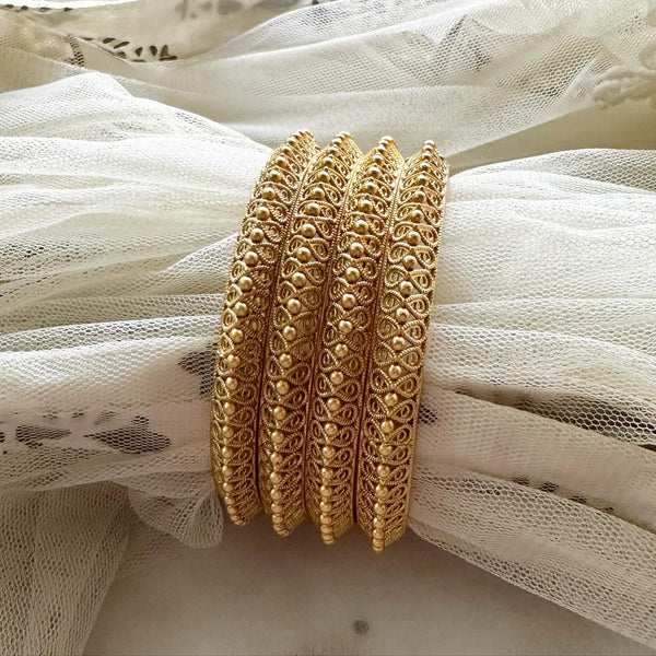 Matte pattern dot bangles - set of 4 - Adorna