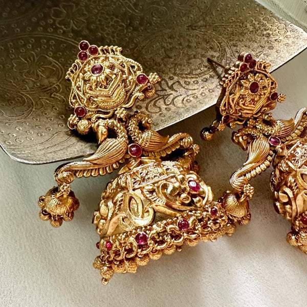 Matte kemp double peacock hinge crafted jumkhas