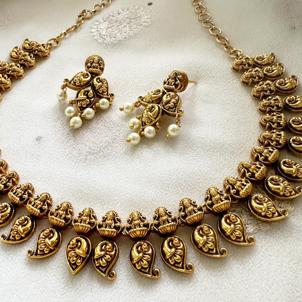 Antique Lakshmi Peacock Paisley short set