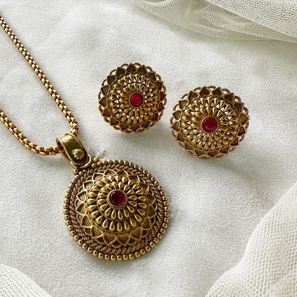 Chakra heart lace pendant short set - Adorna