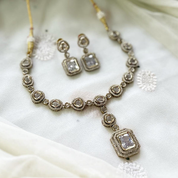 Victoria CZ rectangle drops Oval neckset - White