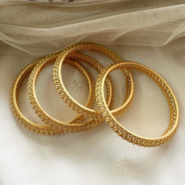 Matte pattern dot bangles - set of 4 - Adorna