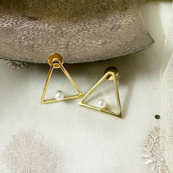 Triangle Pearl studs