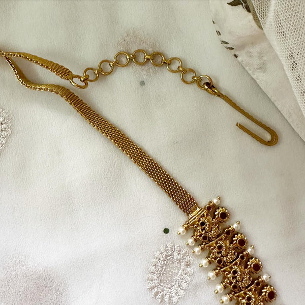 Bridal Peacock Pearl Spike hipchain - Full Ruby
