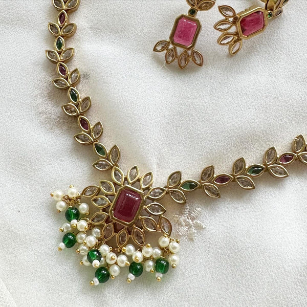 Matte kemp tear drop rectangle short set - Ruby-Green-White - Adorna