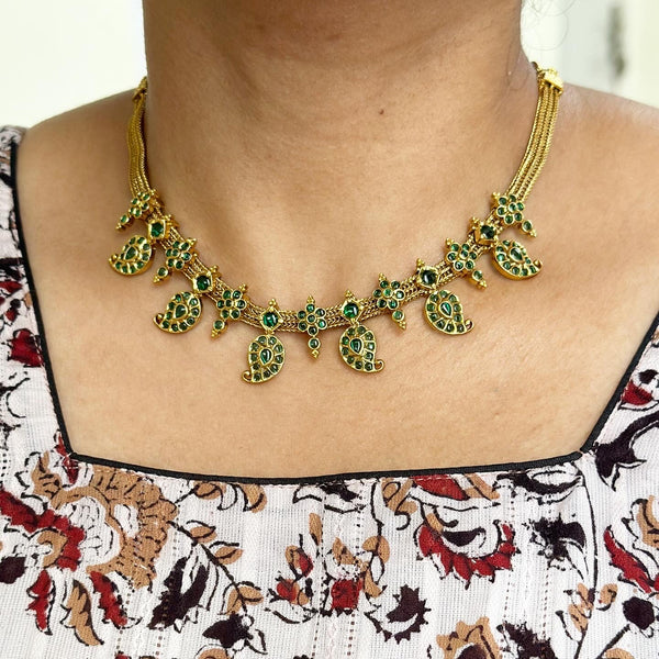 Antique Paisley spike attigai short set - Full Green - Adorna