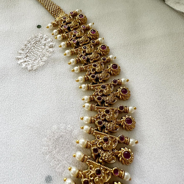 Bridal Peacock Pearl Spike hipchain - Full Ruby