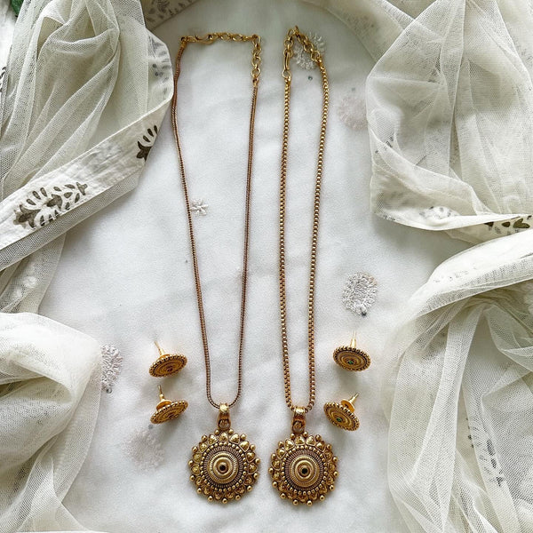 Chakra fleur pendant short set - Adorna