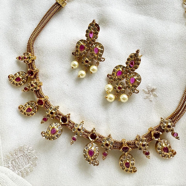 Antique Paisley spike attigai short set - Ruby-White - Adorna