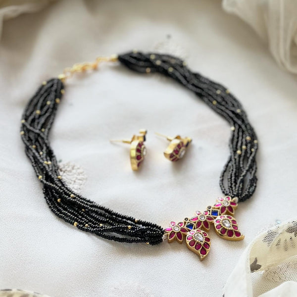 Kundan Jadau Paisley black beaded short set