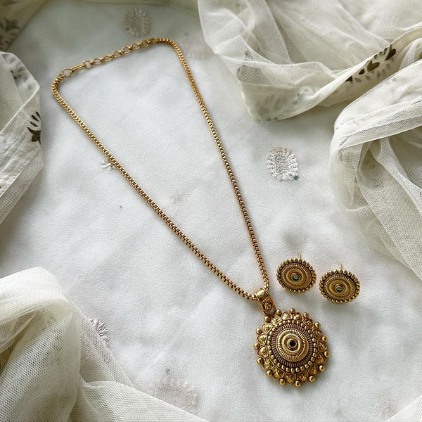 Chakra fleur pendant short set - Adorna