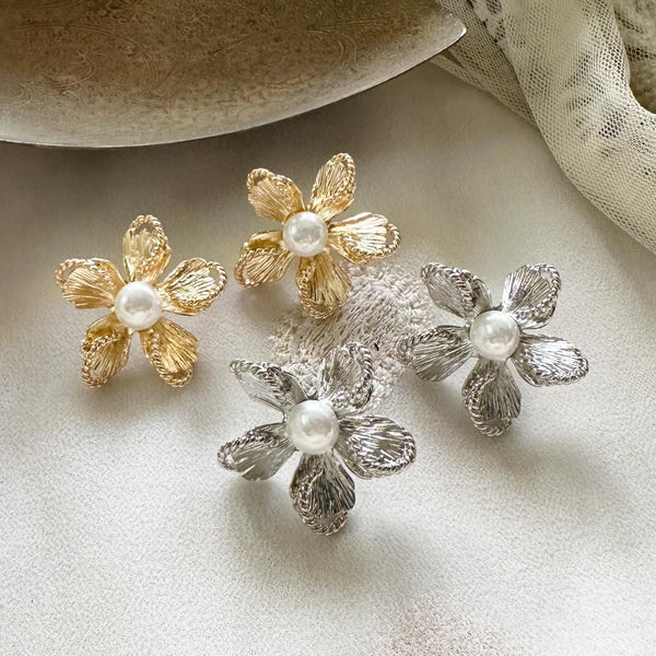 2-face petals pearl-flower ear studs