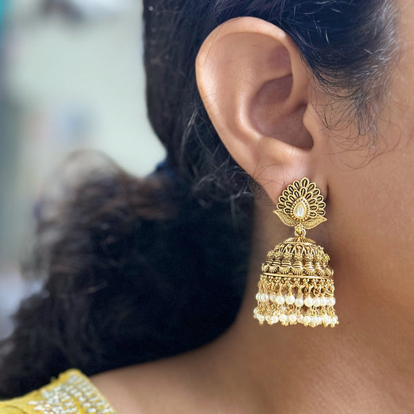 Tear drop Flame antique jumkhas