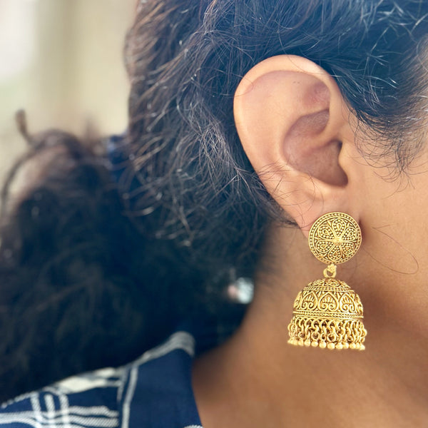 Intricate floral pattern matte jumkhas