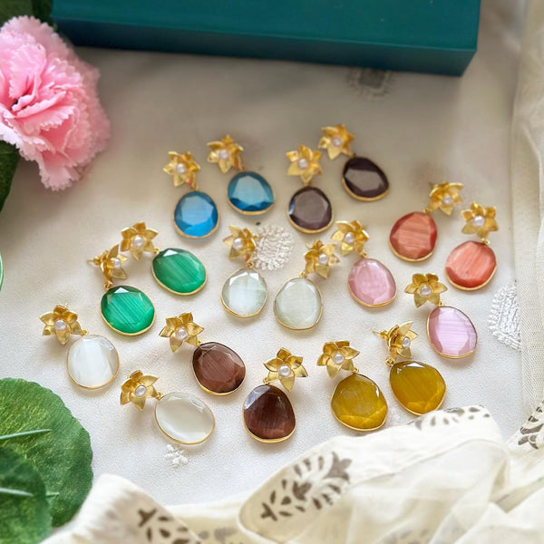 Colour stone flower tops earrings