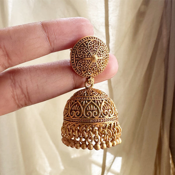 Intricate floral pattern matte jumkhas