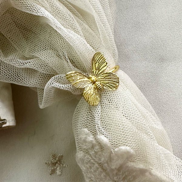 Gold butterfly finger ring (size adjustable)