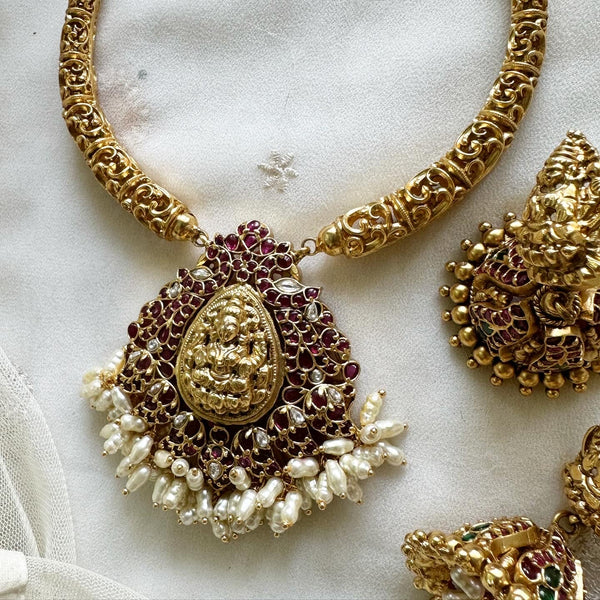 Bridal Lakshmi Kemp peacock designer pipe set - Adorna