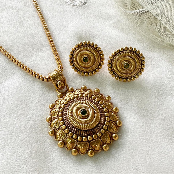 Chakra fleur pendant short set - Adorna