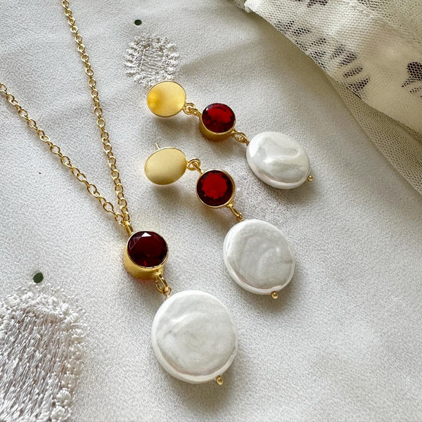 Colour pop beaten pearl neckset