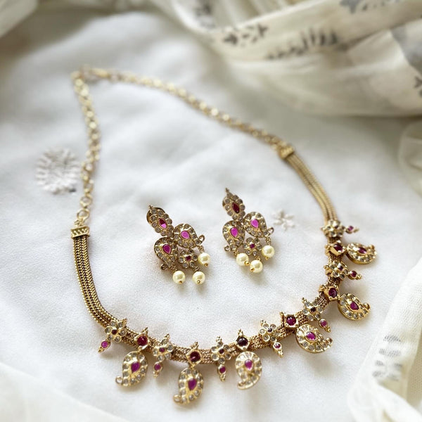 Antique Paisley spike attigai short set - Ruby-White - Adorna