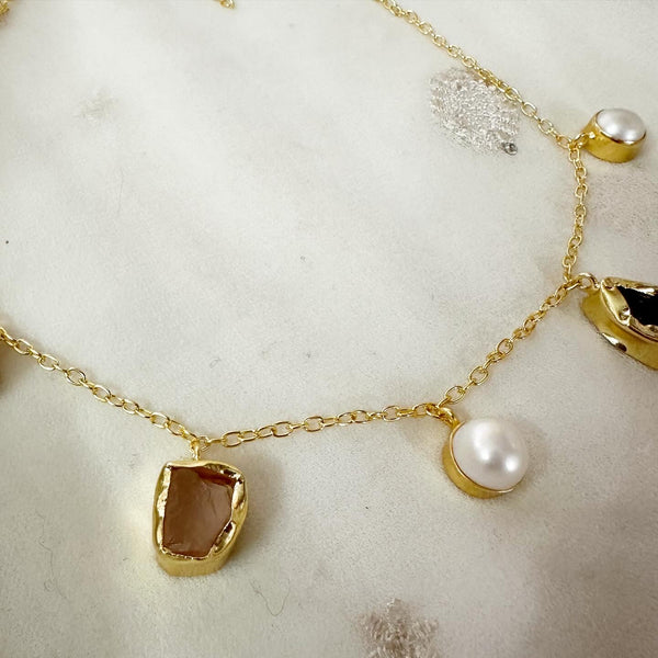 Purplish Melancholy - Raw stone & Pearl drops necklace