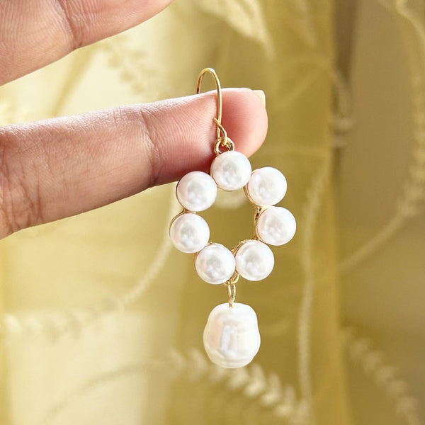 Pearl flower drop earrings