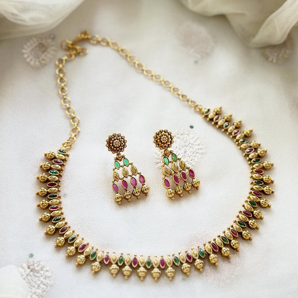 Antique matte mottu dots flower shower short set