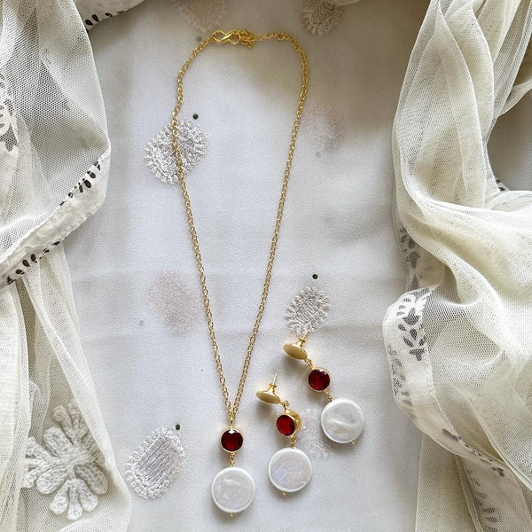 Colour pop beaten pearl neckset