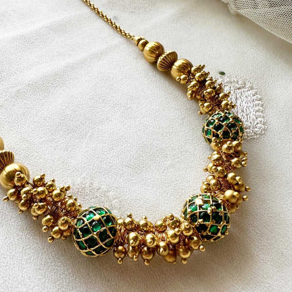 Antique matte Kemp chakra gold beaded mala - Green