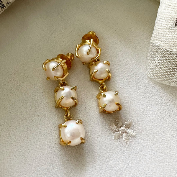 Triple Pearl drops earrings