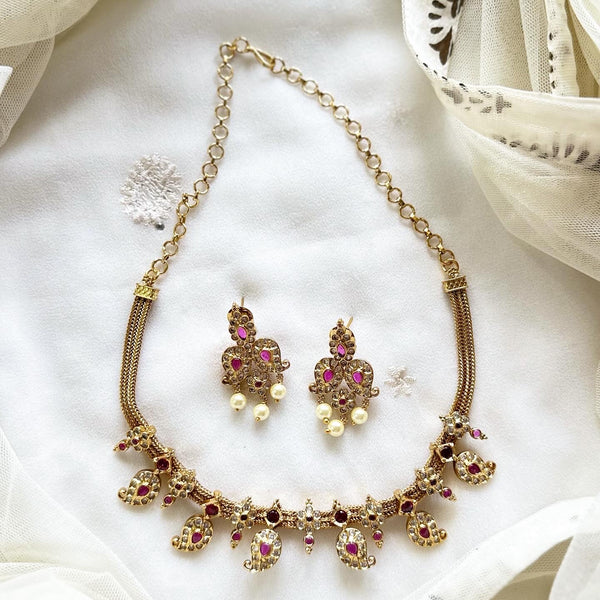 Antique Paisley spike attigai short set - Ruby-White - Adorna
