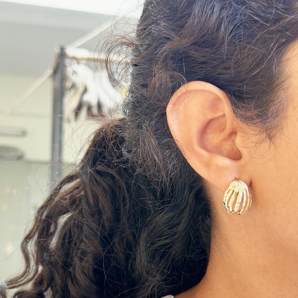 Hollow Egg studs