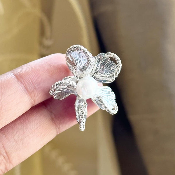 2-face petals pearl-flower ear studs