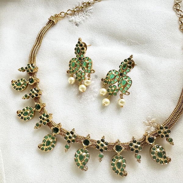 Antique Paisley spike attigai short set - Full Green - Adorna