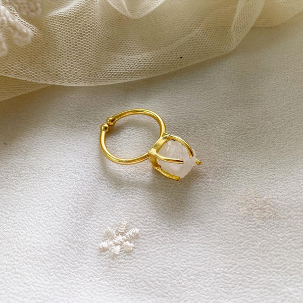 Raw stone finger ring - Size adjustable - Adorna
