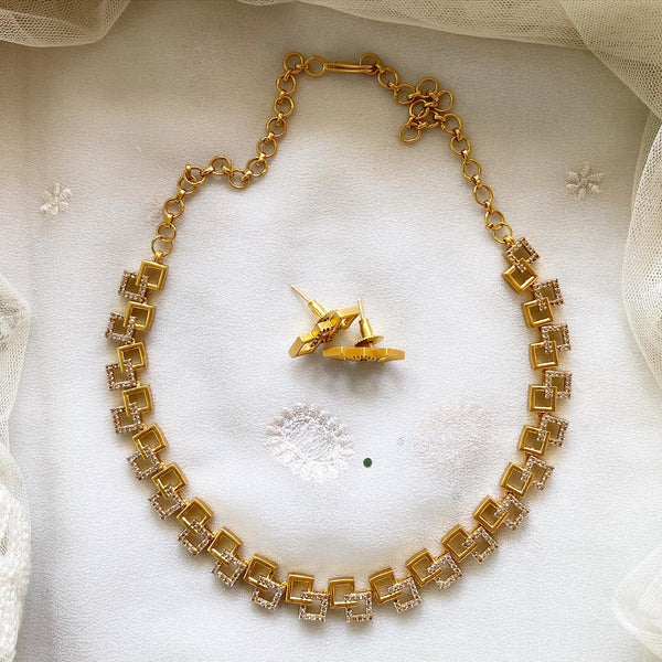 Square rows CZ matte short set - Adorna