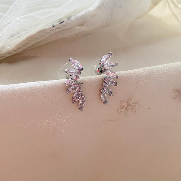 Zirconia frill shrill earrings