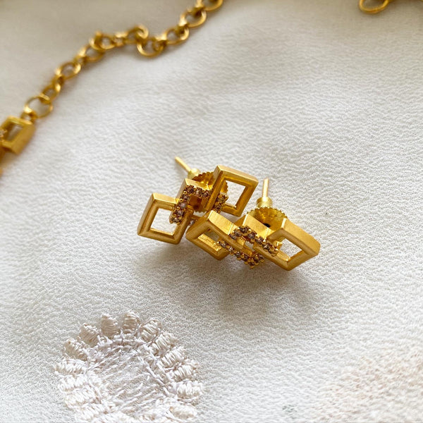 Square rows CZ matte short set - Adorna