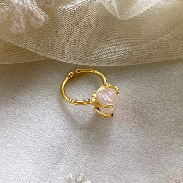 Raw stone finger ring - Size adjustable - Adorna