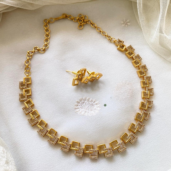 Square rows CZ matte short set - Adorna