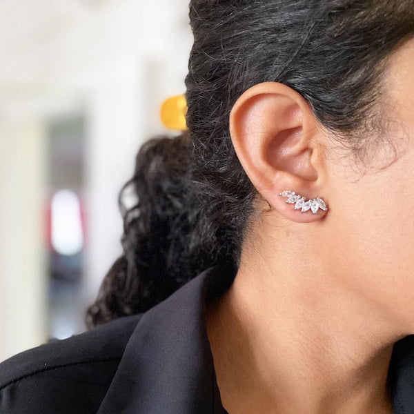 Zirconia frill shrill earrings