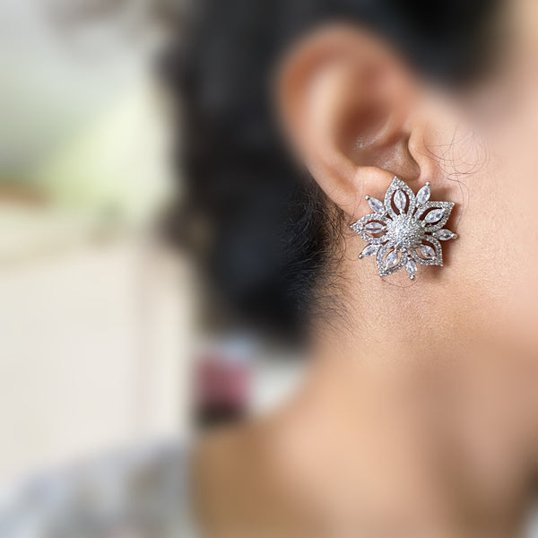 Bright flower studs - Adorna