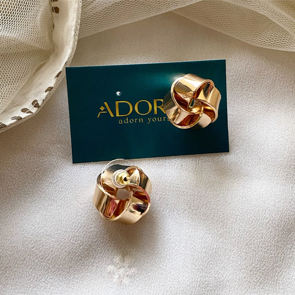 Ribbo studs - Adorna
