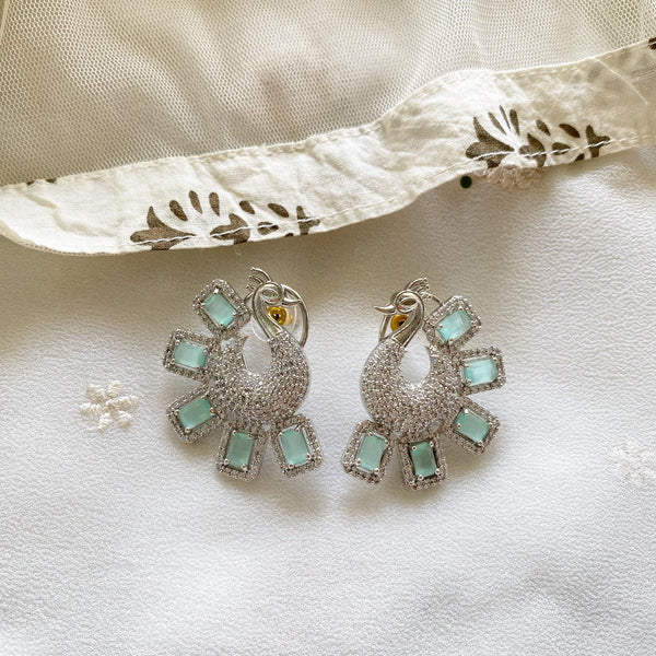 Block Peacock studs - Adorna