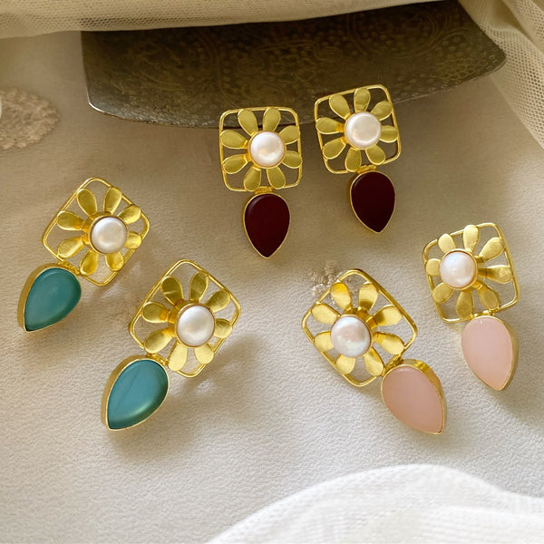 Squared Rays studs