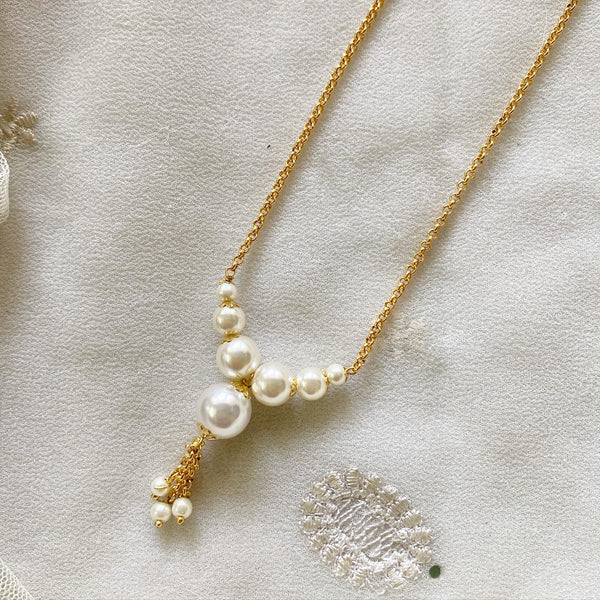 Clus pearl pendant gold chain - Adorna