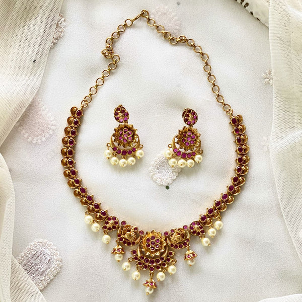 Antique matte Ruby floral bloom short set